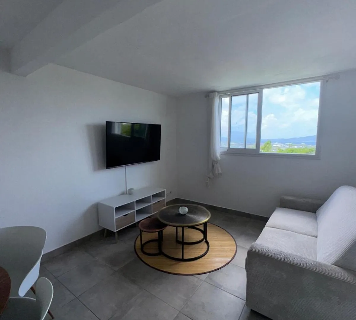 Appartement Elegant Avec Vue Et Climatisation Fort-de-France 0*,  Martinik